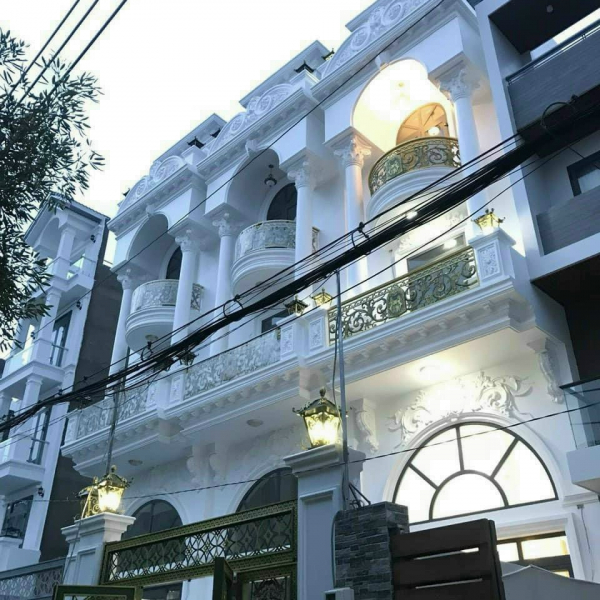 Bán nhà 3 lầu đúc  đường số 5 Bình Tân 