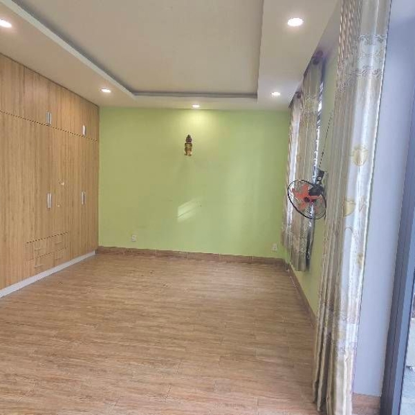 NHÀ ĐẸP HẺM 8M SÁT AEON MALL TÂN PHÚ – 6PN, 6WC – GIÁ 8,25 TỶ TL