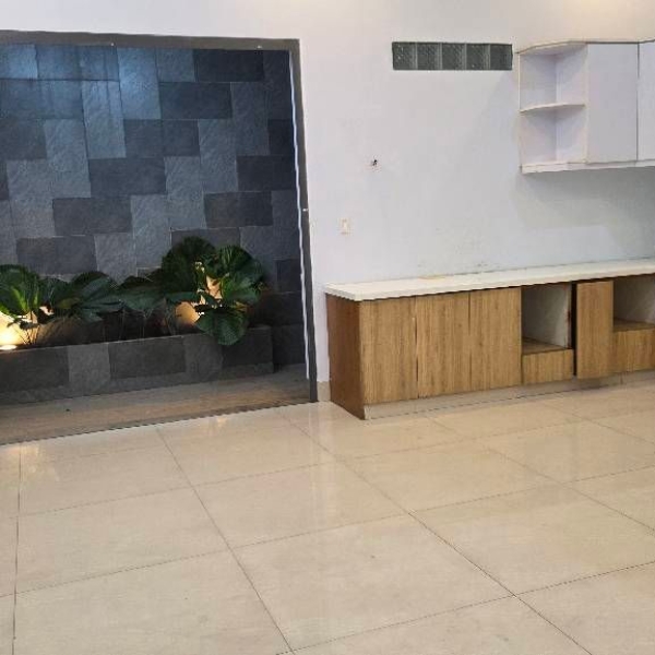 Nhà đẹp sát AEON Tân Phú, hẻm 8m ô tô tránh, 6PN 6WC, DT 6x14m, giá 8,25 tỷ