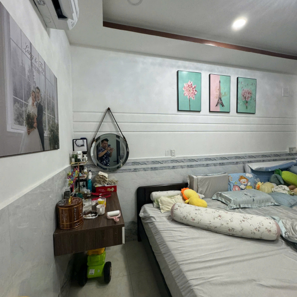 Nhà 4 lầu sát Aone Tân Phú 4,5 tỷ 