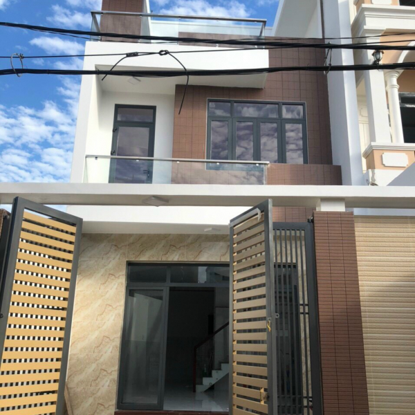 Nhà 76 m2 3 lầu Tây Lân Quận Bình Tân 