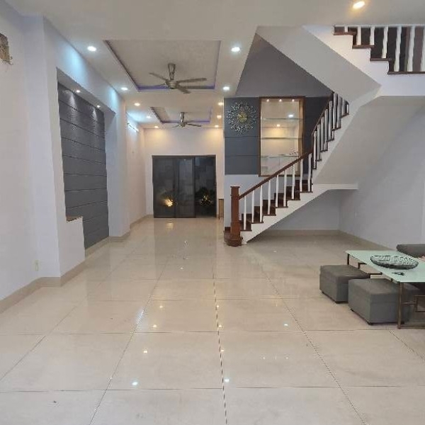 Nhà đẹp sát AEON Tân Phú, hẻm 8m ô tô tránh, 6PN 6WC, DT 6x14m, giá 8,25 tỷ