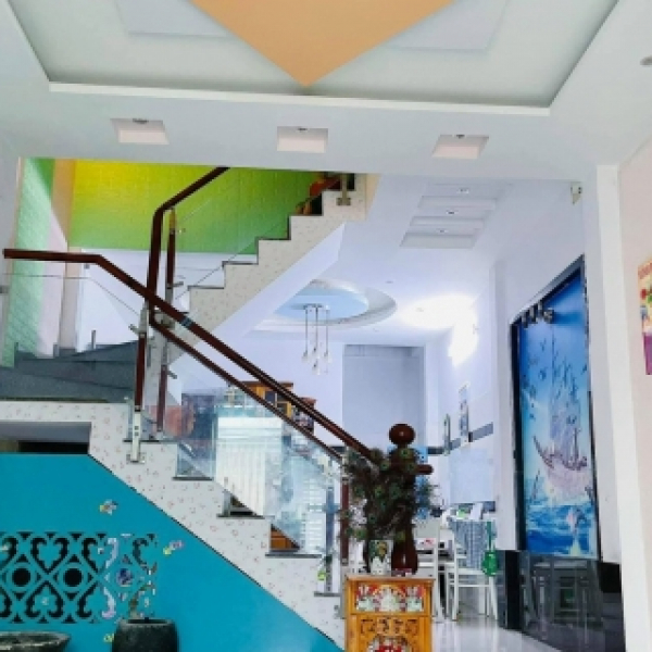 Bán nhà B3 Tây Thạnh Quận Tân Phú 