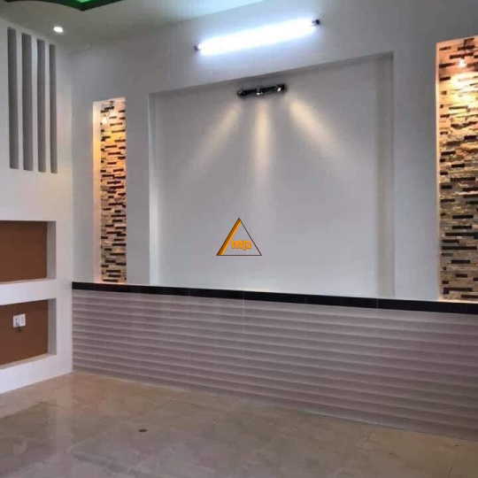 Bán nhà 65m2 Quận Tân Phú chỉ 4,2 tỷ 