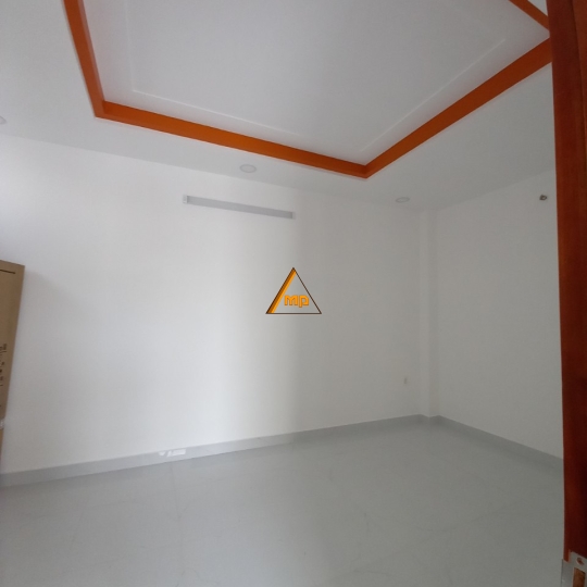 Nhà 76 m2 3 lầu Tây Lân Quận Bình Tân 
