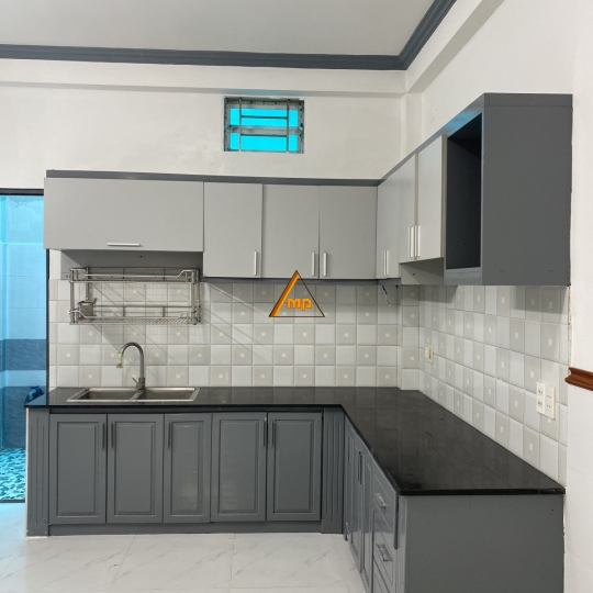Bán nhà 3 tầng Liên Khu 4-5, 64m2, hẻm thông 6m ô tô, giá 5,1 tỷ