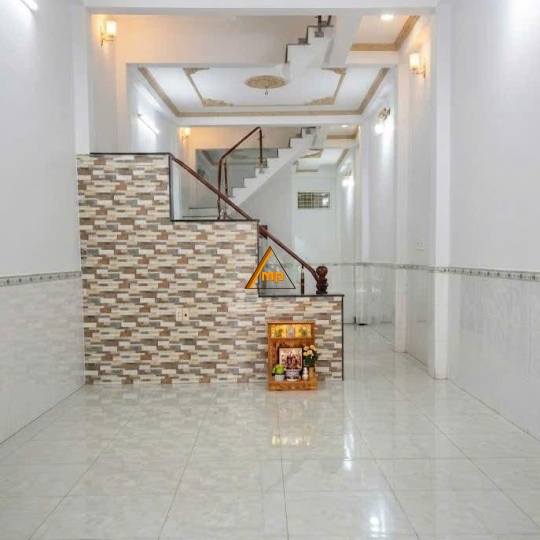 Bán nhà 2 lầu 4x15m gần Võ Văn Vân, chợ Ấp 1 – giá chưa tới 4 tỷ