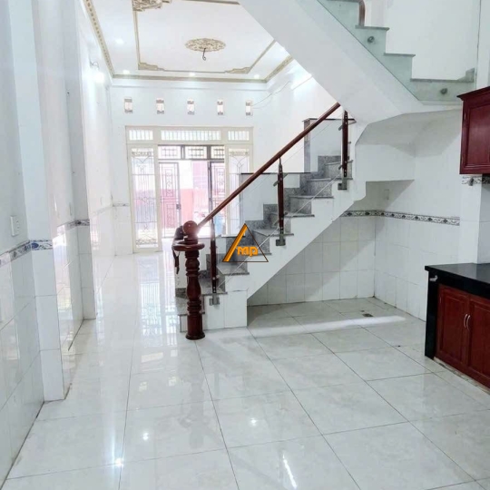 Bán nhà 2 lầu 4x15m gần Võ Văn Vân, chợ Ấp 1 – giá chưa tới 4 tỷ